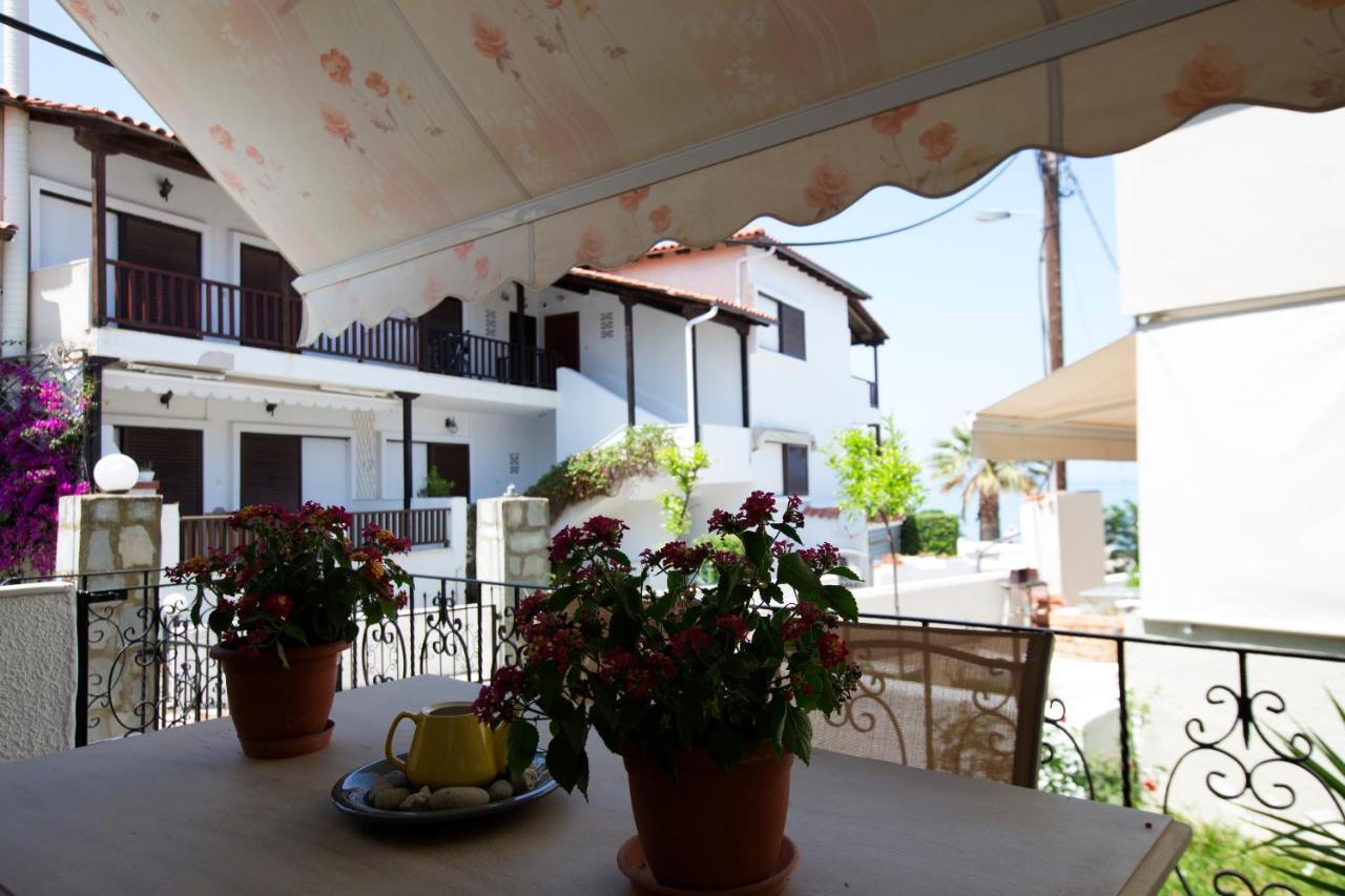 Beachfront Deluxe Apt. Pefkochori Eksteriør bilde